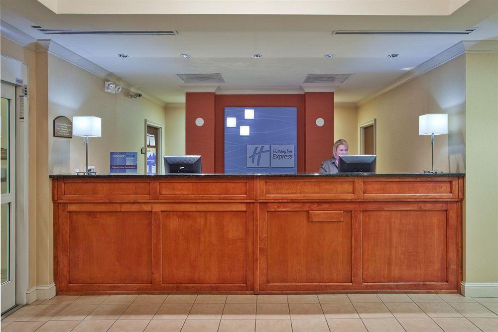 Holiday Inn Express & Suites I-26 & Us 29 At Westgate Mall, An Ihg Hotel Spartanburg Interiør billede